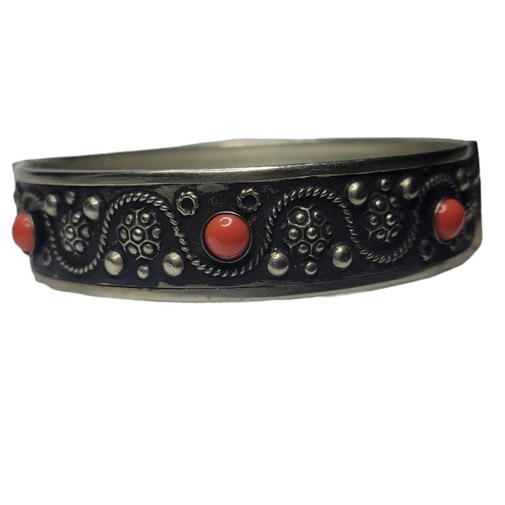 Vintage Bracelet Silver with Coral like Stones